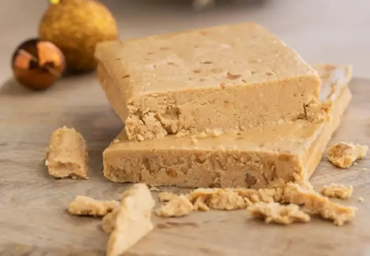 Turrón de Jijona, un dulce navideño tradicional. Perfecta para tu receta casera.