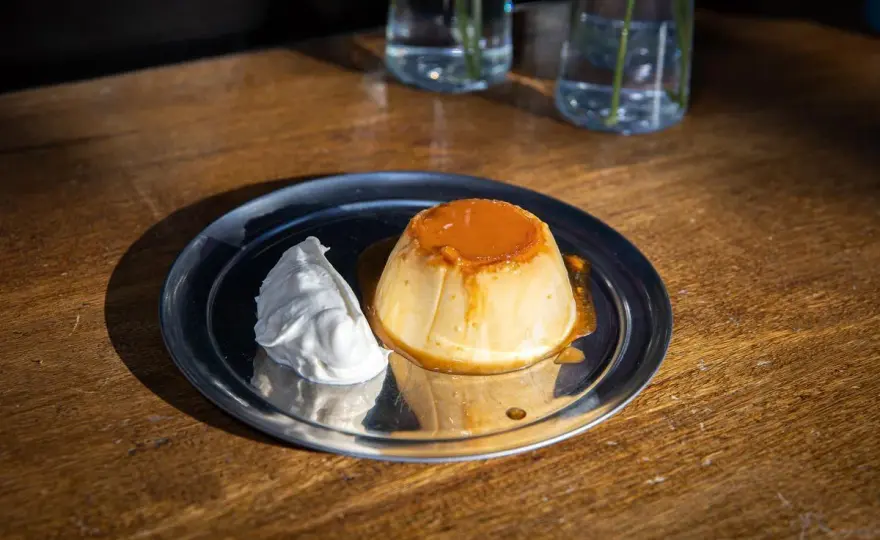 Flan de yogur cremoso - Receta y trucos para un postre 10