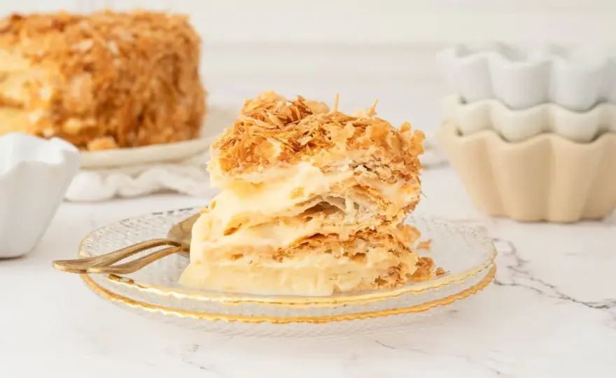 Tarta Napoleón perfecta - Crujiente y cremosa sin fallos
